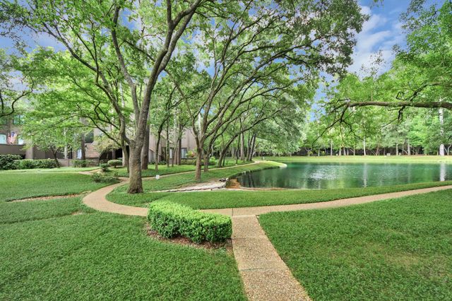 153 Litchfield Lane, Houston, TX 77024