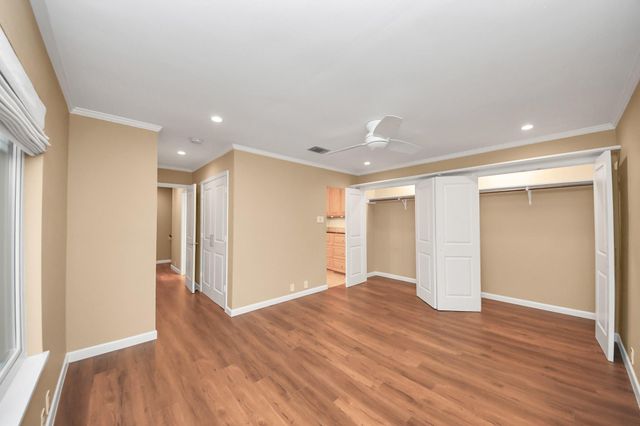 153 Litchfield Lane, Houston, TX 77024