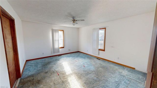 1813 Canterbury RD, Hampton, VA 23666