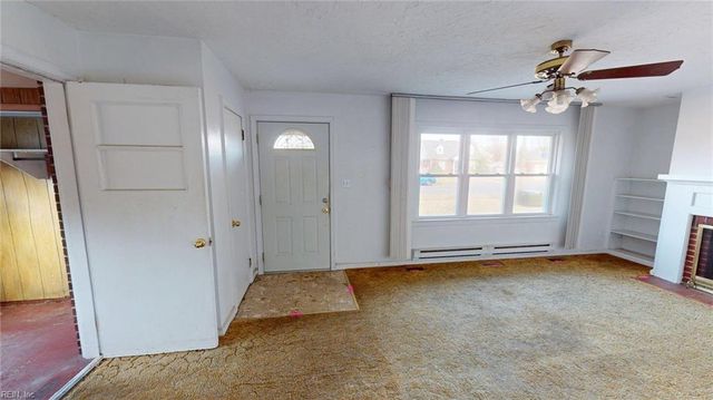 1813 Canterbury RD, Hampton, VA 23666