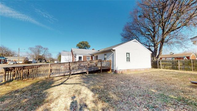 1813 Canterbury RD, Hampton, VA 23666