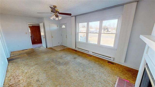 1813 Canterbury RD, Hampton, VA 23666