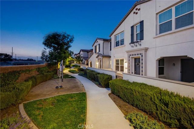 7036 Turin Pl, Eastvale, CA 92880