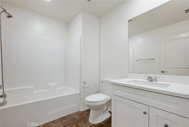 7036 Turin Pl, Eastvale, CA 92880