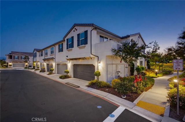 7036 Turin Pl, Eastvale, CA 92880