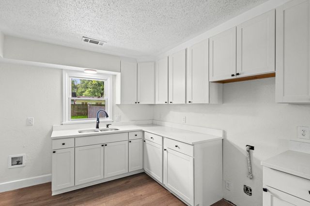 4585 HELENE RD, Memphis, TN 38117