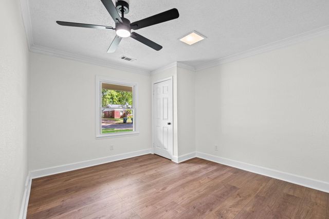 4585 HELENE RD, Memphis, TN 38117