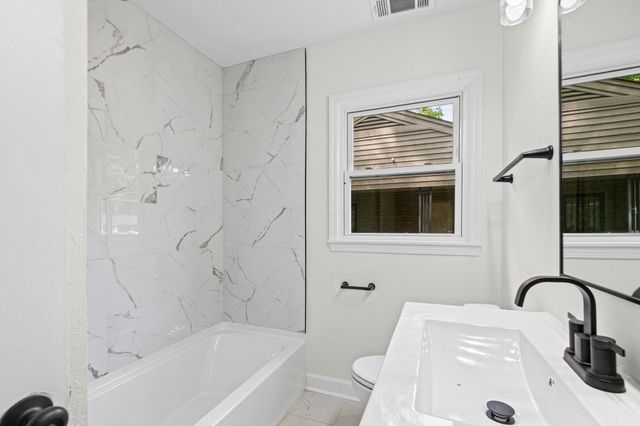 4585 HELENE RD, Memphis, TN 38117