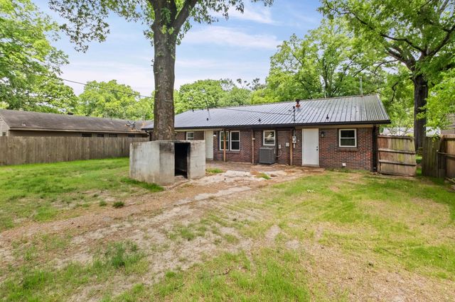 4585 HELENE RD, Memphis, TN 38117