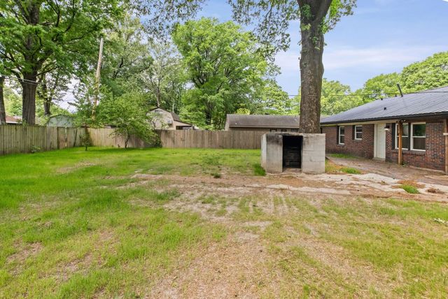 4585 HELENE RD, Memphis, TN 38117