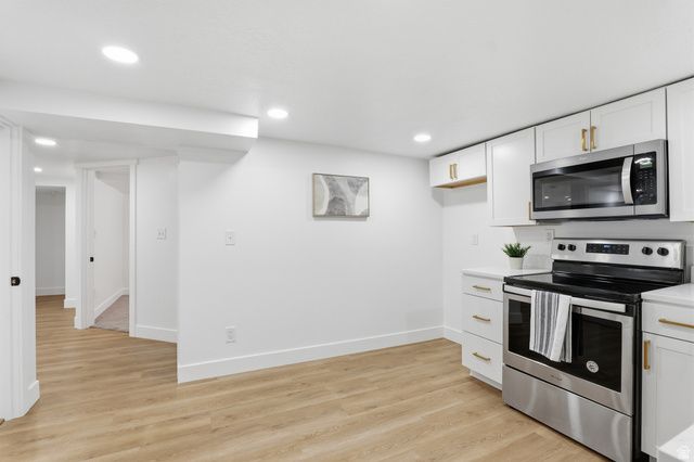 995 N 200 W, Pleasant Grove, UT 84062