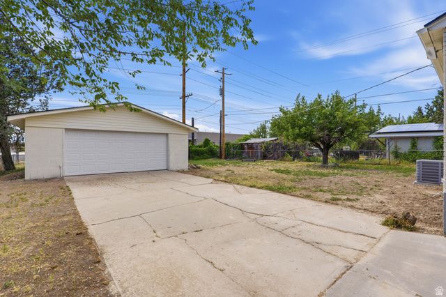 995 N 200 W, Pleasant Grove, UT 84062
