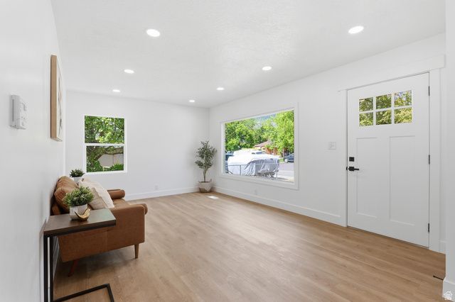 995 N 200 W, Pleasant Grove, UT 84062