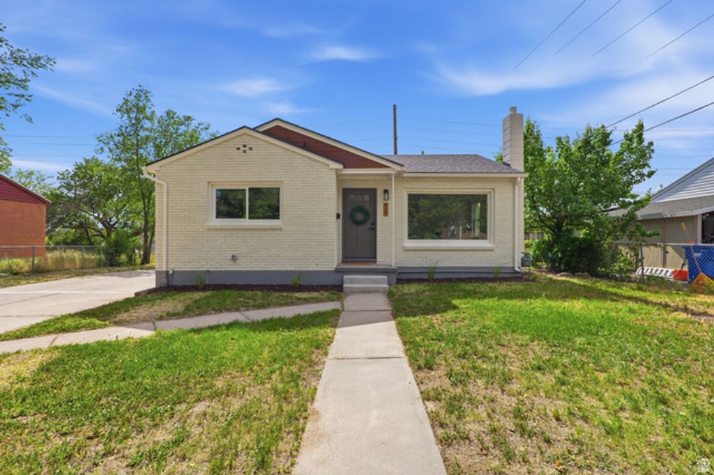 995 N 200 W, Pleasant Grove, UT 84062
