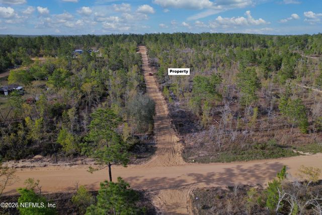 206 MARION Trail, Interlachen, FL 32148