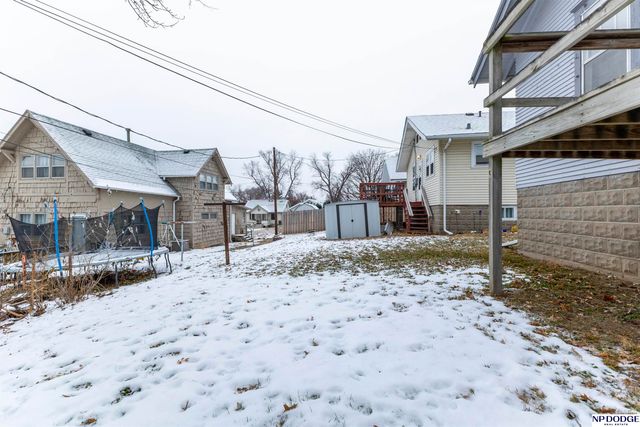 1110 S 43rd Street, Omaha, NE 68105