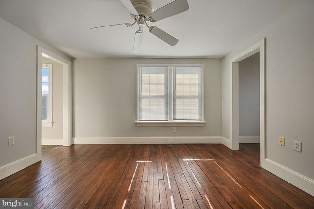 107 W HIGH ST, Felton, DE 19943