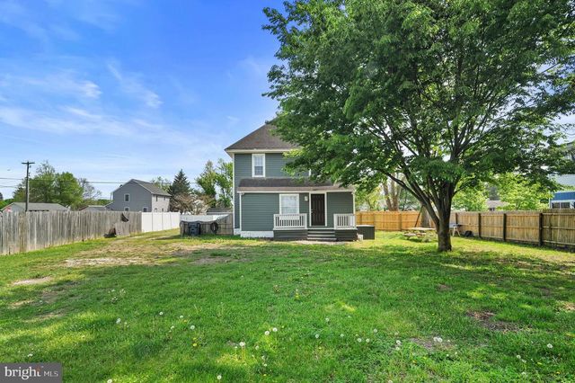 107 W HIGH ST, Felton, DE 19943