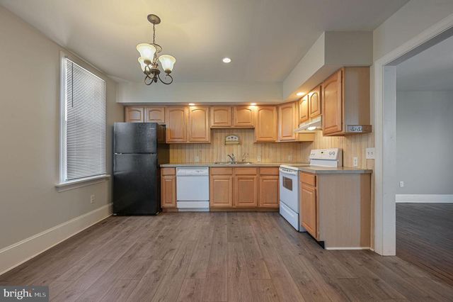 107 W HIGH ST, Felton, DE 19943