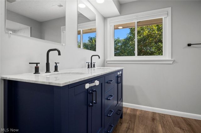 3790 Stoney Ridge Road, Avon, OH 44011