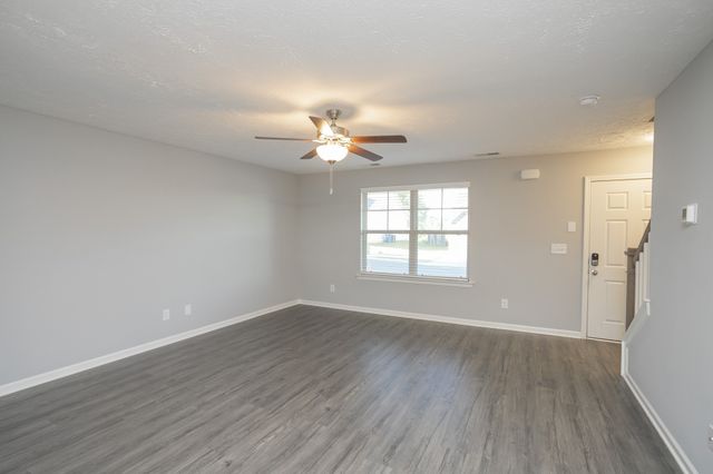 1030 Leadville Dr, Smyrna, TN 37167