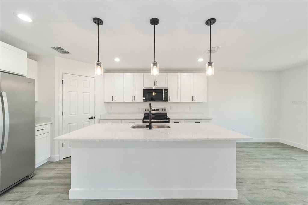 Image 11 of property listing at 154 JUNIPER RUN, Ocala, FL 34480