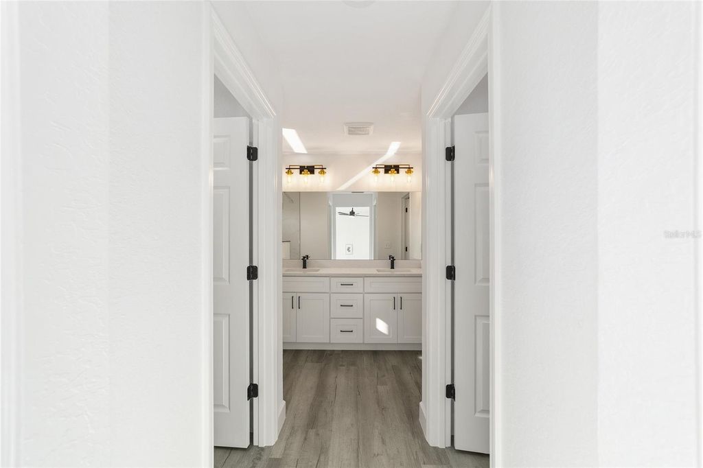 Image 30 of property listing at 154 JUNIPER RUN, Ocala, FL 34480