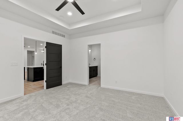 443 Deep Water Drive, Lincoln, NE 68527