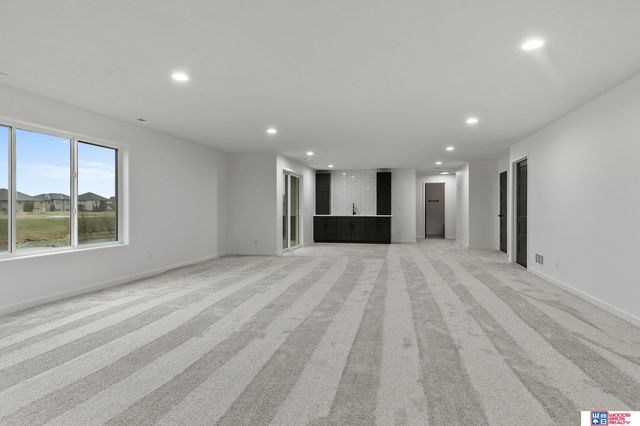 443 Deep Water Drive, Lincoln, NE 68527