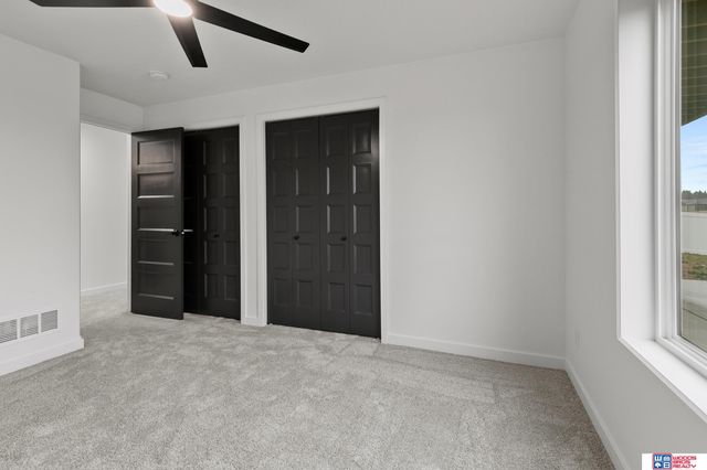 443 Deep Water Drive, Lincoln, NE 68527