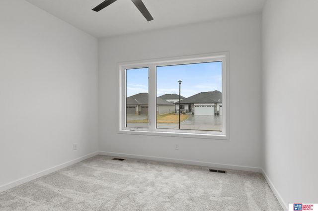 443 Deep Water Drive, Lincoln, NE 68527