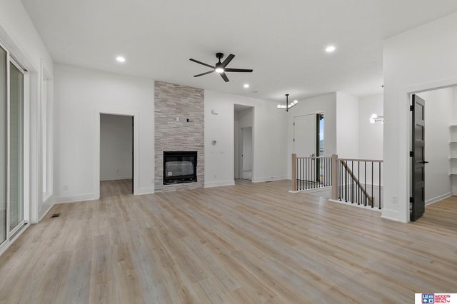 443 Deep Water Drive, Lincoln, NE 68527