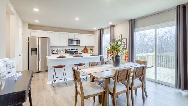 1207 NE Deerfield Drive, Ankeny, IA 50021