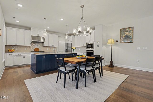 543 Glenville Lake Drive, Fuquay Varina, NC 27526