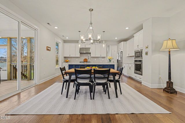 543 Glenville Lake Drive, Fuquay Varina, NC 27526