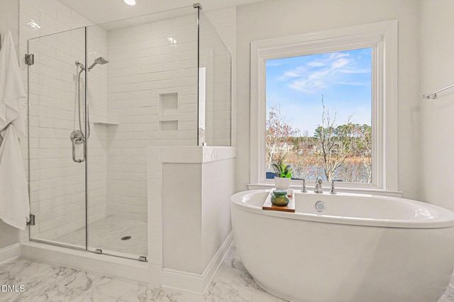 543 Glenville Lake Drive, Fuquay Varina, NC 27526