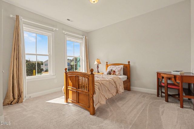 543 Glenville Lake Drive, Fuquay Varina, NC 27526