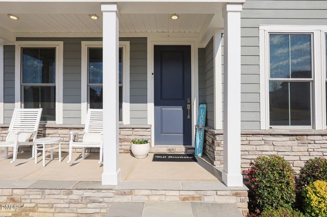 543 Glenville Lake Drive, Fuquay Varina, NC 27526