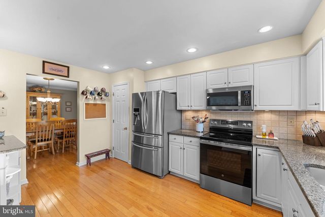 2043 VALLEY VIEW DR, Quakertown, PA 18951
