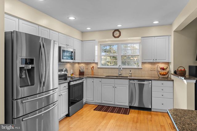 2043 VALLEY VIEW DR, Quakertown, PA 18951