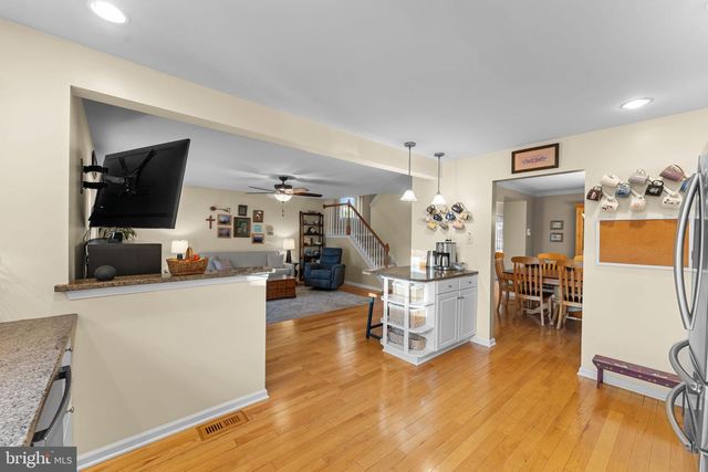 2043 VALLEY VIEW DR, Quakertown, PA 18951