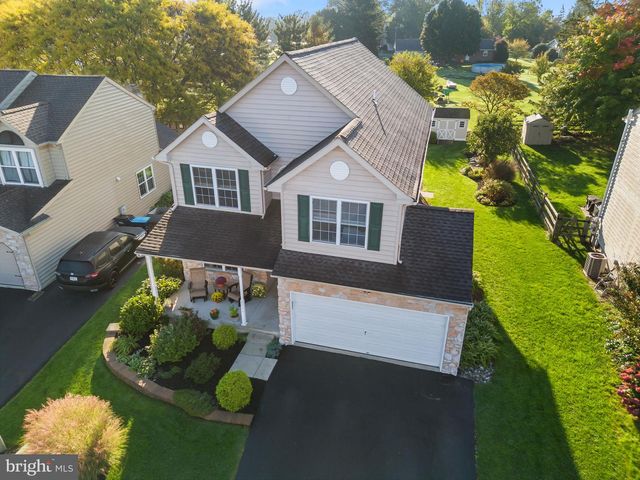 2043 VALLEY VIEW DR, Quakertown, PA 18951
