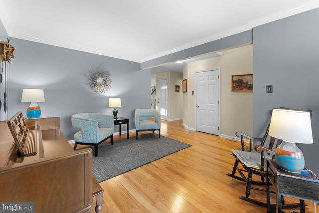 2043 VALLEY VIEW DR, Quakertown, PA 18951