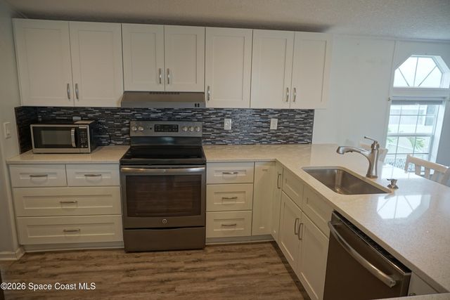 1819 Seagrape Street NE, Palm Bay, FL 32905