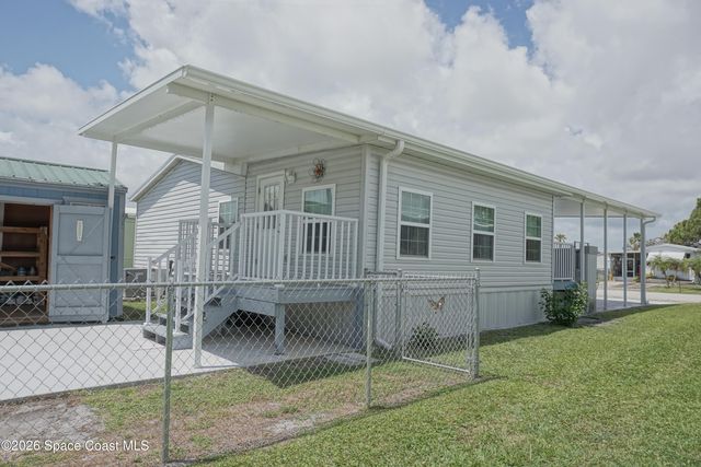 1819 Seagrape Street NE, Palm Bay, FL 32905