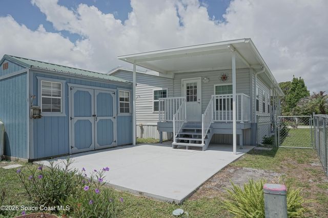 1819 Seagrape Street NE, Palm Bay, FL 32905