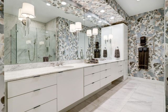 3331 Damico Street 401, Houston, TX 77019