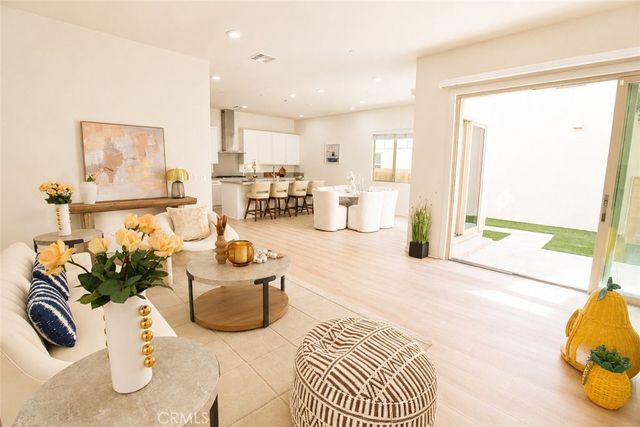 137 Terrapin, Irvine, CA 92618