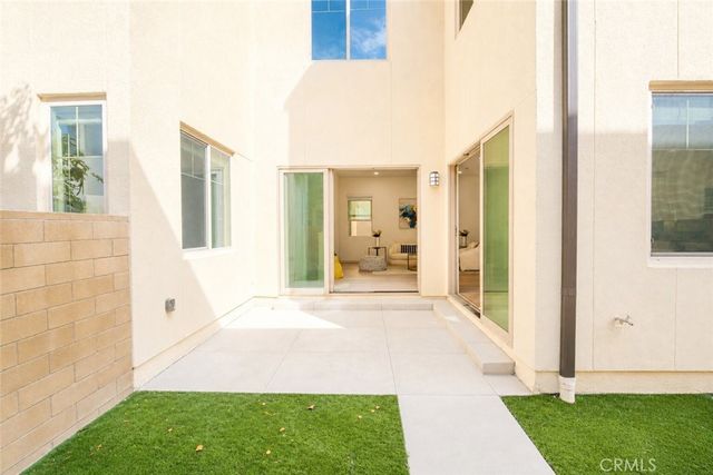 137 Terrapin, Irvine, CA 92618
