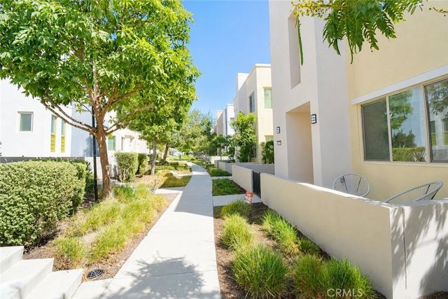 137 Terrapin, Irvine, CA 92618